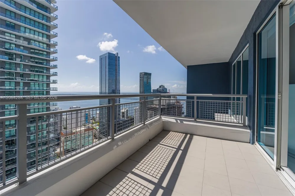 60 SW 13th St #4006 Miami, FL 33130