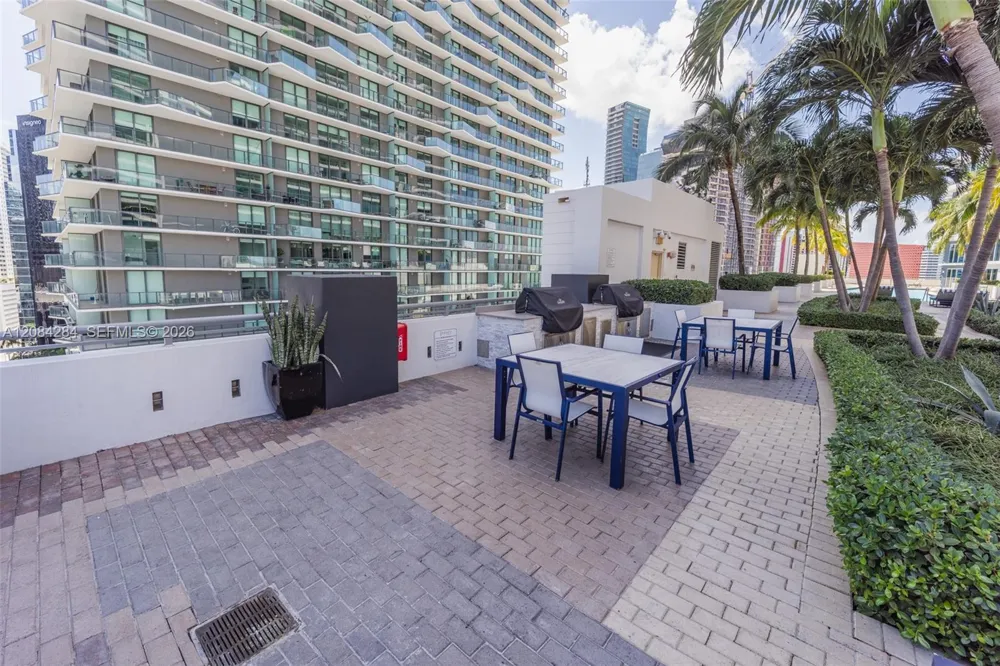60 SW 13th St #4006 Miami, FL 33130