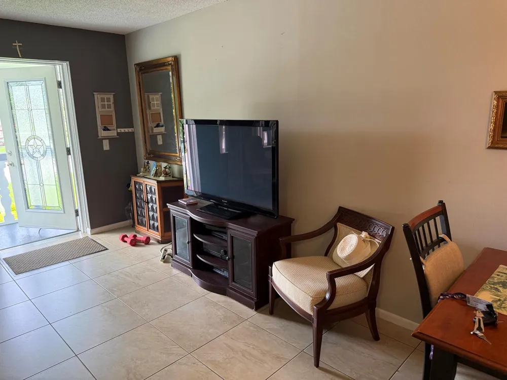 15 CHATHAM A #15 West Palm Beach, FL 33417