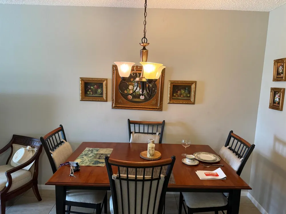 15 CHATHAM A #15 West Palm Beach, FL 33417