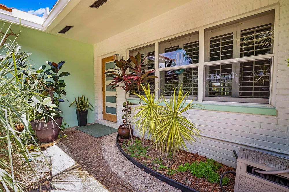 2242 NW 3rd Court Boca Raton, FL 33431
