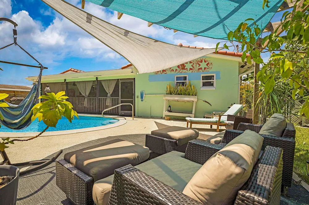 2242 NW 3rd Court Boca Raton, FL 33431