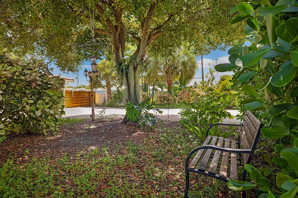 2242 NW 3rd Court Boca Raton, FL 33431