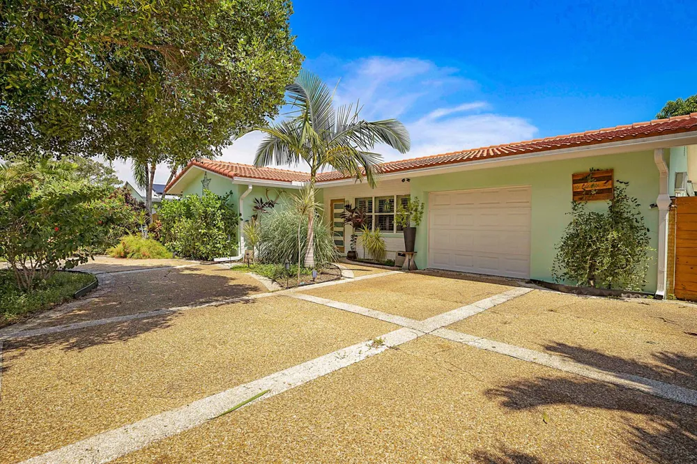 2242 NW 3rd Court Boca Raton, FL 33431