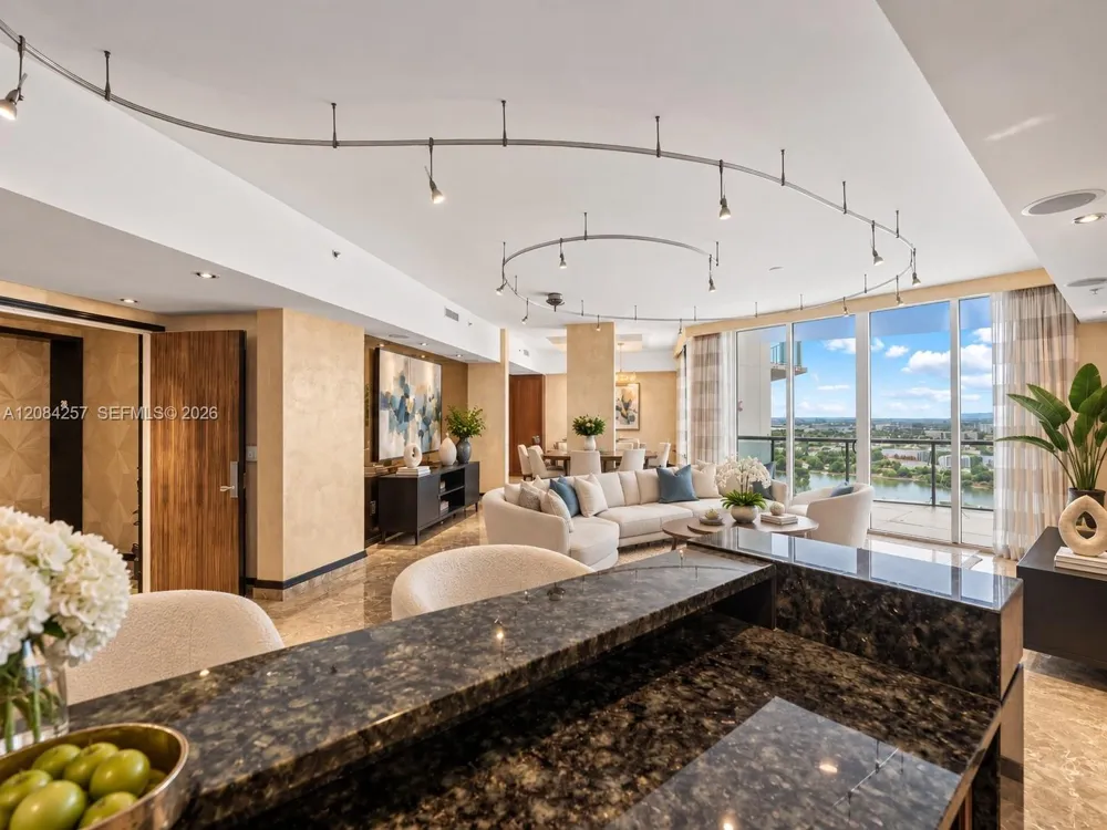333 Las Olas Way #2604 Fort Lauderdale, FL 33301