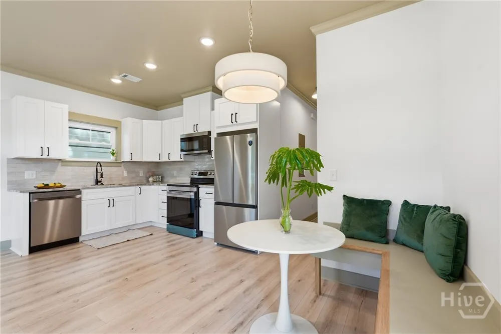 744 E 33rd Street Savannah, GA 31401