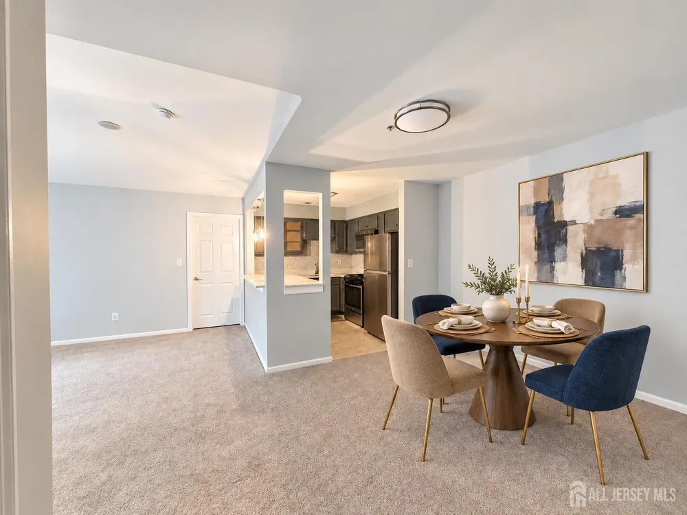 334 Waterford Drive Edison, NJ 08817