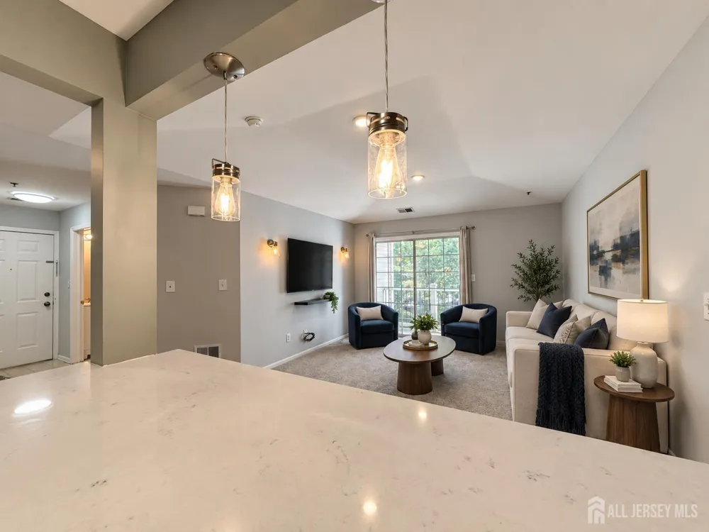 334 Waterford Drive Edison, NJ 08817