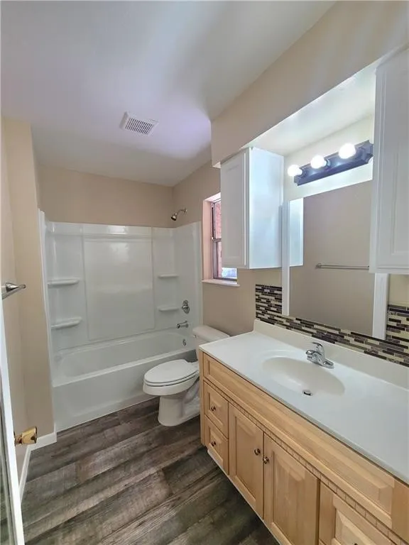 1305 Dallas Street Portland, TX 78374