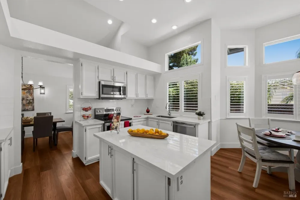 231 Alder Crest Way Vacaville, CA 95688