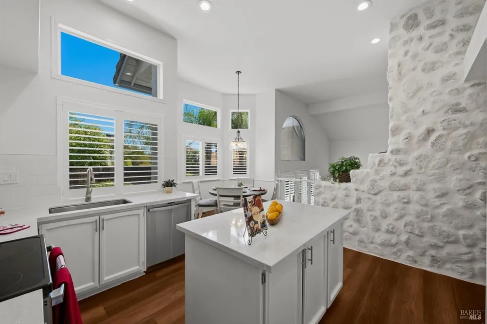 231 Alder Crest Way Vacaville, CA 95688