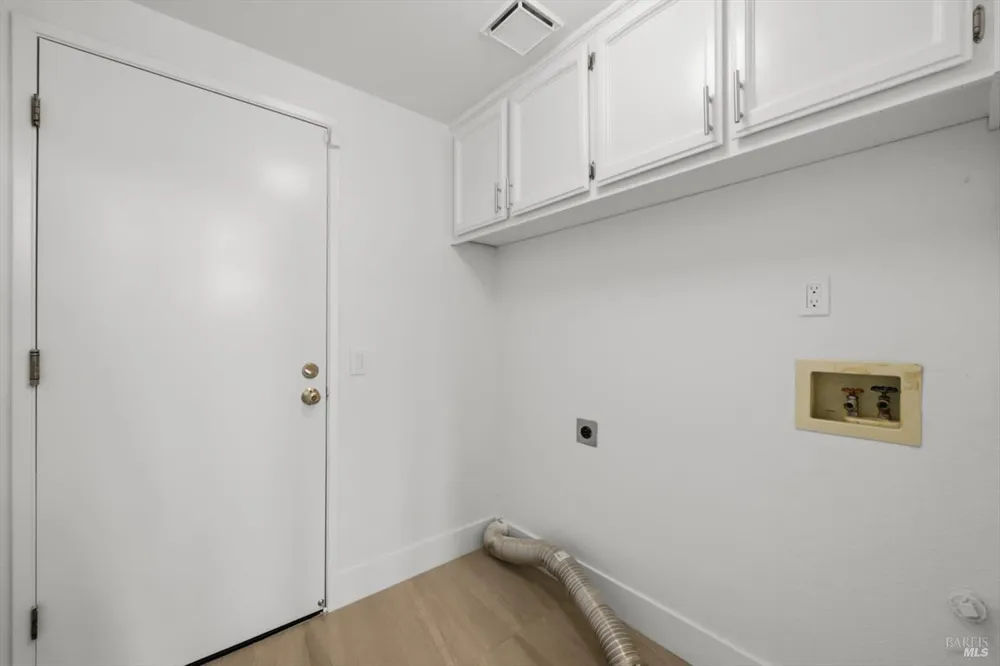 231 Alder Crest Way Vacaville, CA 95688