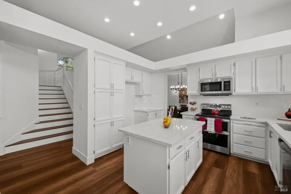 231 Alder Crest Way Vacaville, CA 95688