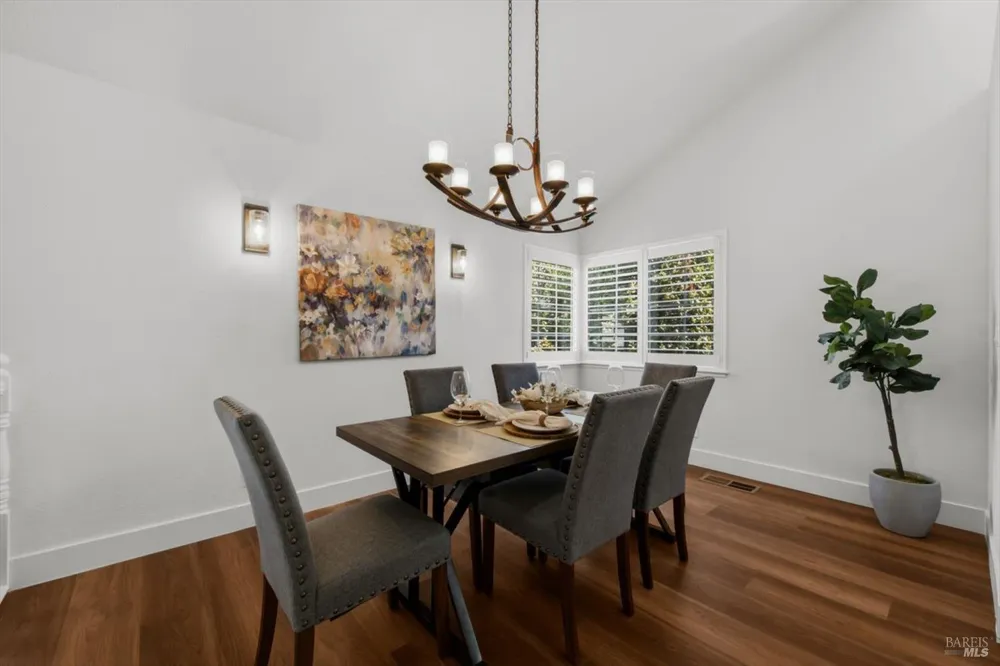 231 Alder Crest Way Vacaville, CA 95688