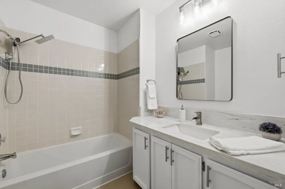 231 Alder Crest Way Vacaville, CA 95688