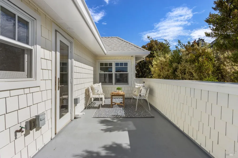455 W I STREET Benicia, CA 94510