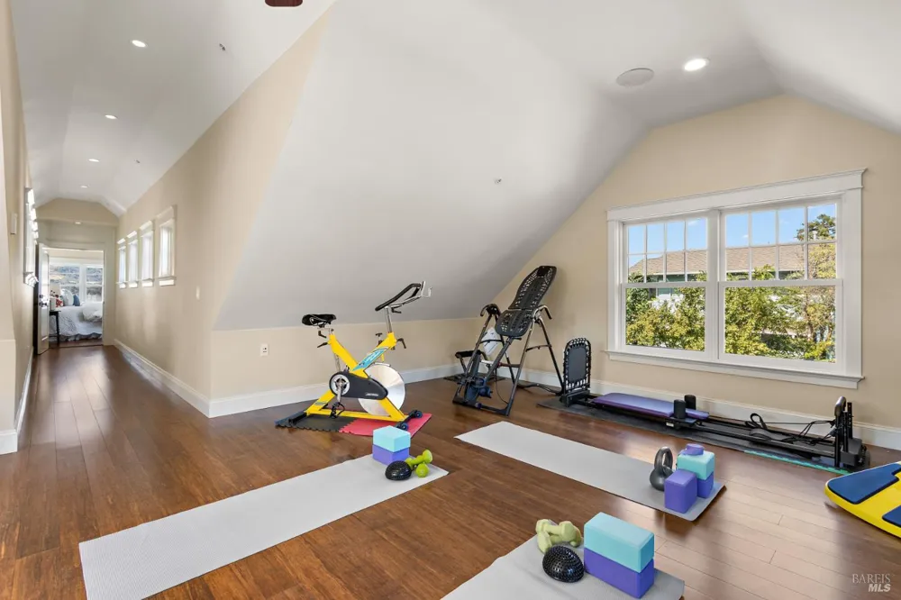 455 W I STREET Benicia, CA 94510