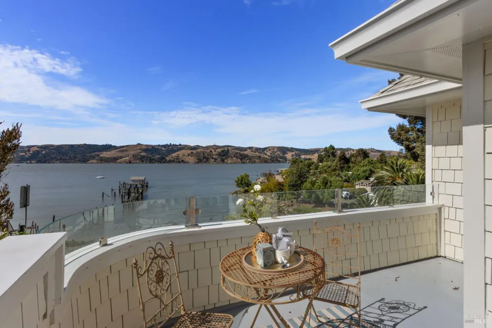 455 W I STREET Benicia, CA 94510
