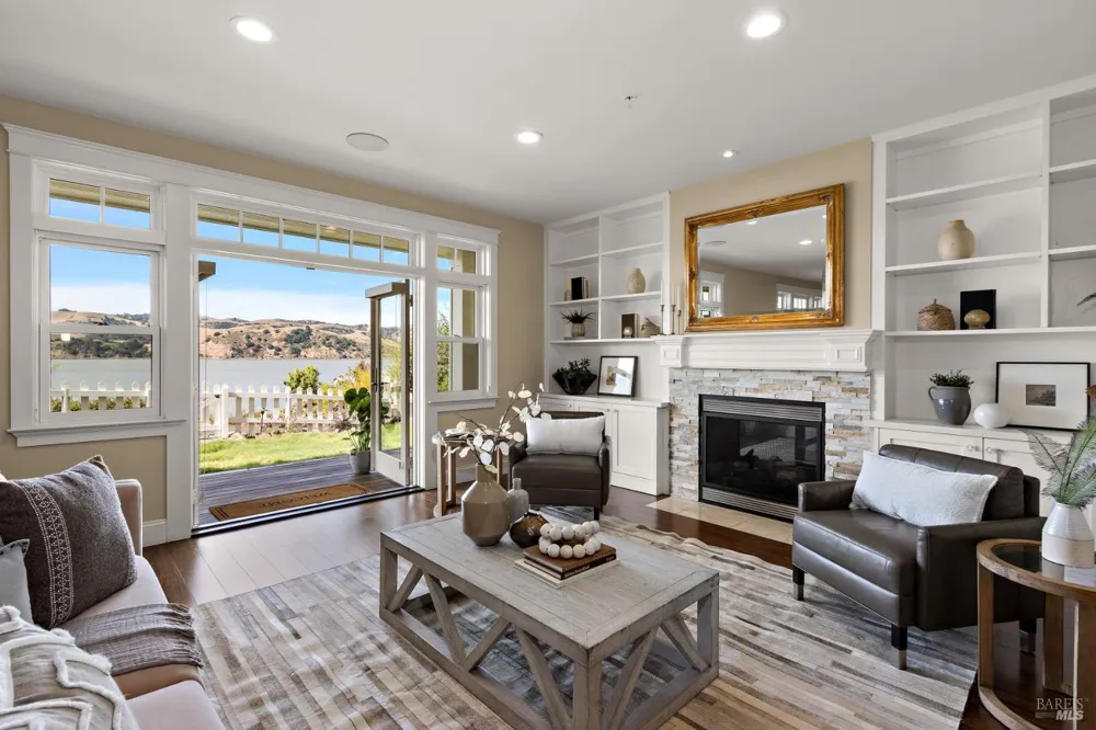 455 W I STREET Benicia, CA 94510