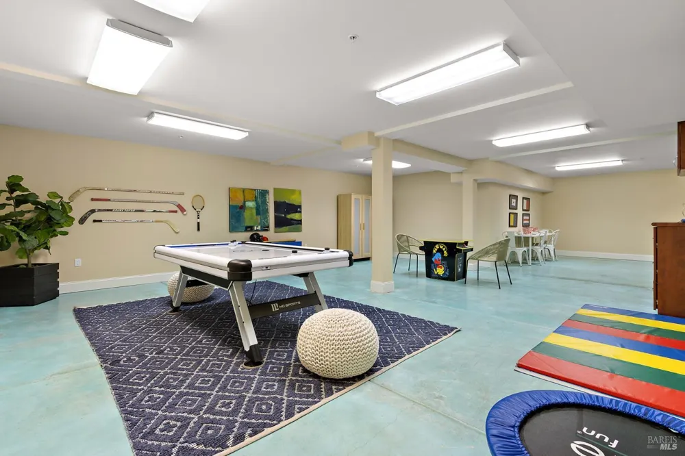 455 W I STREET Benicia, CA 94510