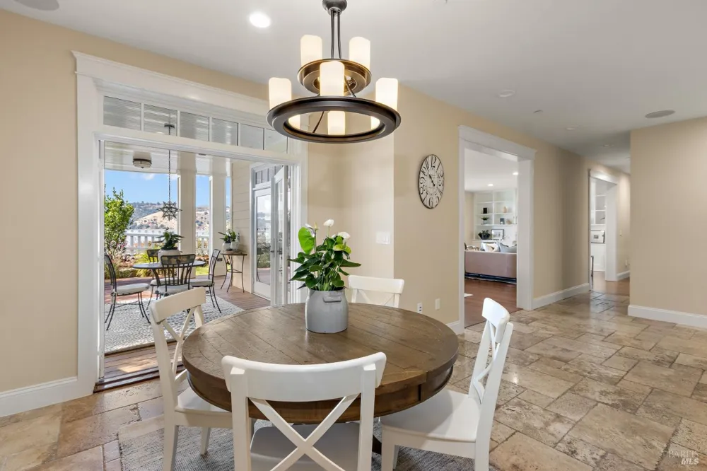 455 W I STREET Benicia, CA 94510