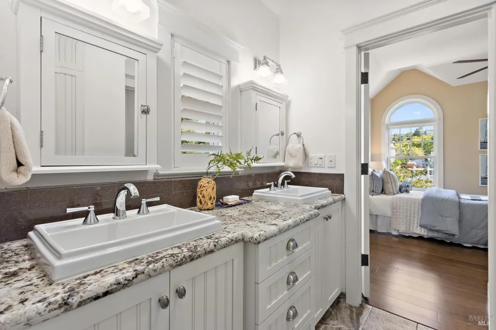 455 W I STREET Benicia, CA 94510