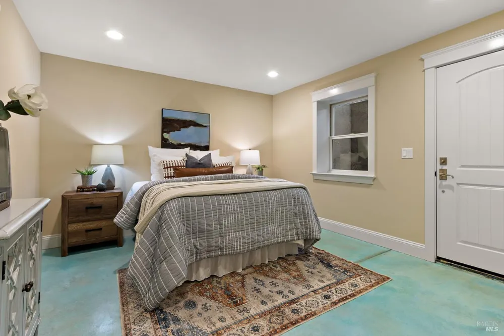 455 W I STREET Benicia, CA 94510