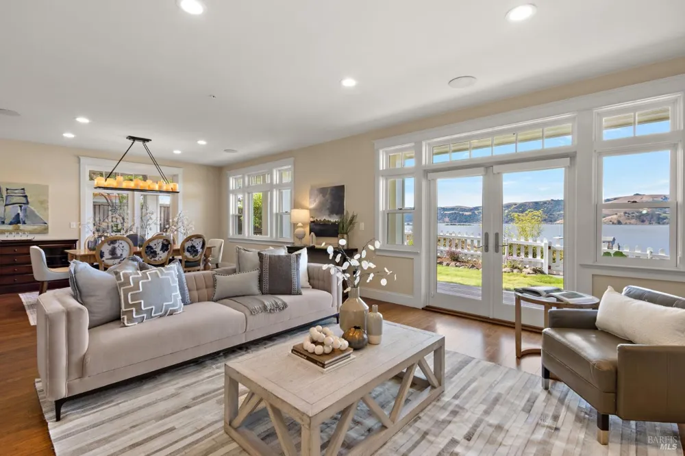 455 W I STREET Benicia, CA 94510
