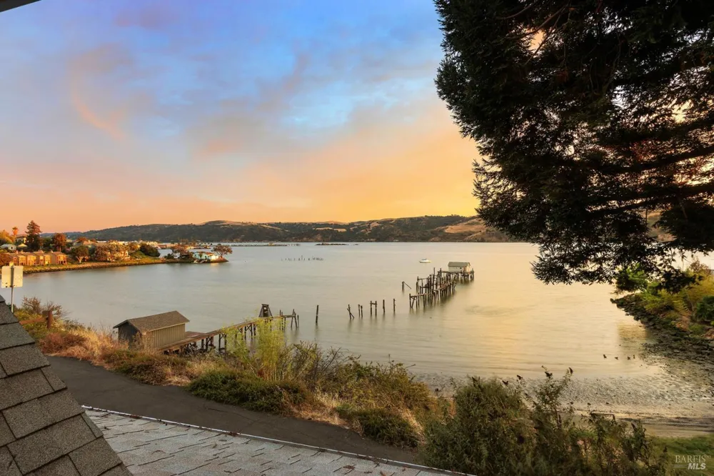 455 W I STREET Benicia, CA 94510