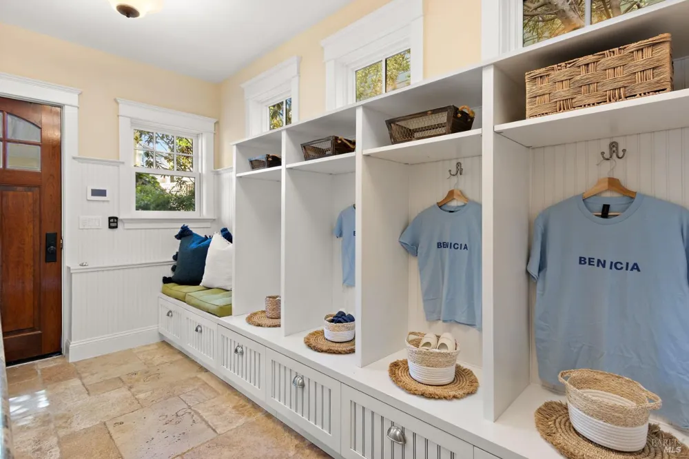 455 W I STREET Benicia, CA 94510