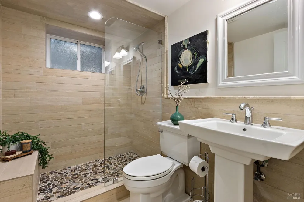 455 W I STREET Benicia, CA 94510