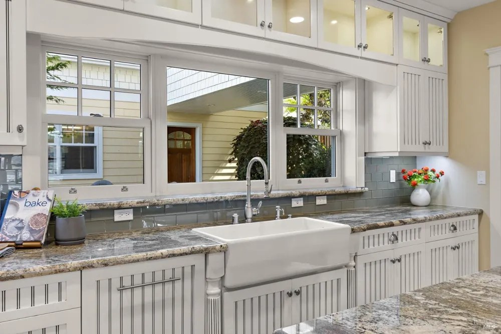 455 W I STREET Benicia, CA 94510