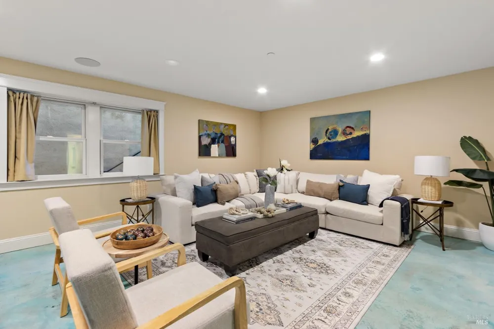 455 W I STREET Benicia, CA 94510