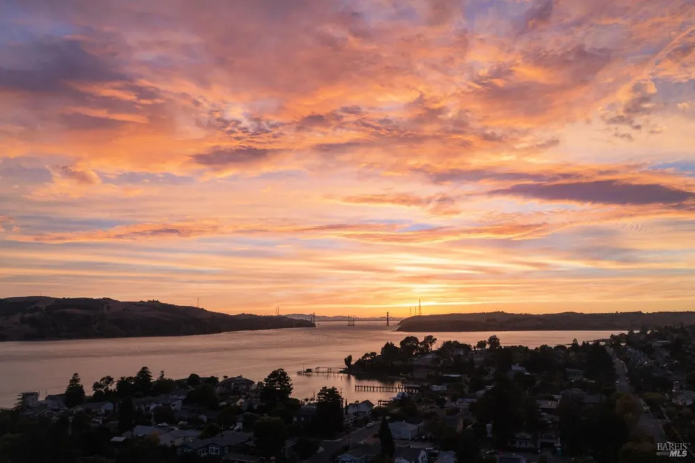 455 W I STREET Benicia, CA 94510