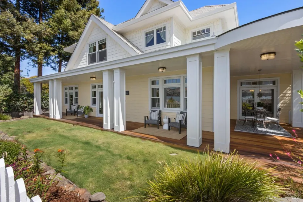 455 W I STREET Benicia, CA 94510