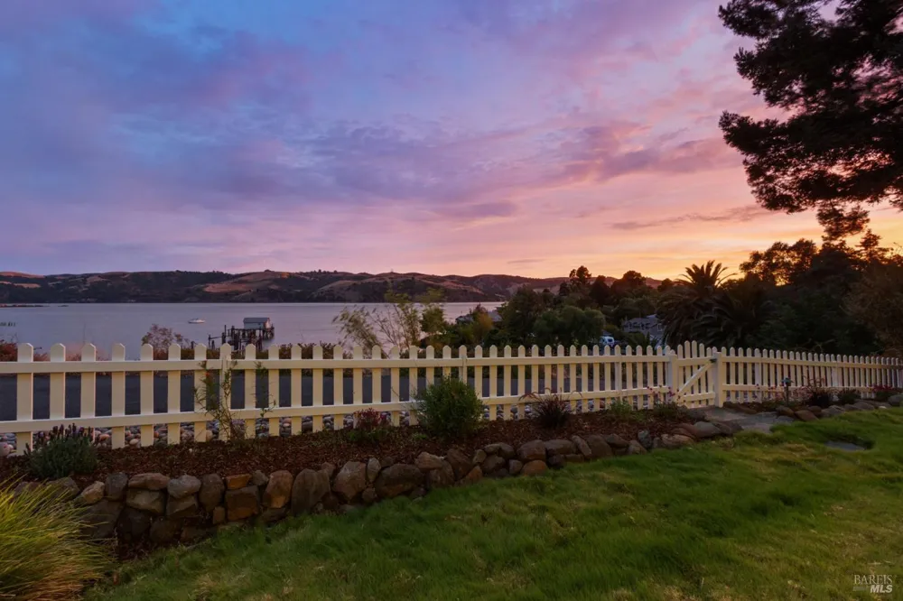 455 W I STREET Benicia, CA 94510