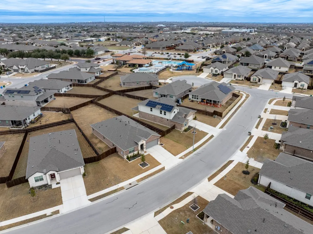18008 Nepi Drive Pflugerville, TX 78660