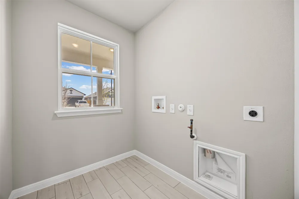 245 Ironshoe Trail Liberty Hill, TX 78642