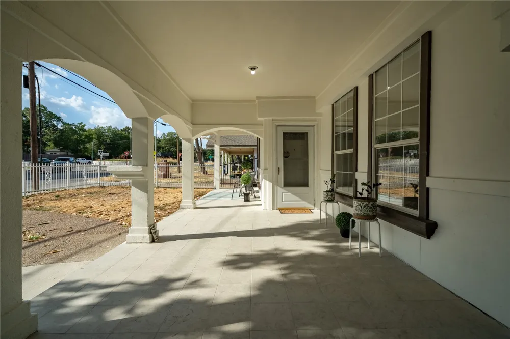 644 Tyler Street Dallas, TX 75208