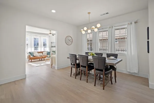 644 Tyler Street Dallas, TX 75208