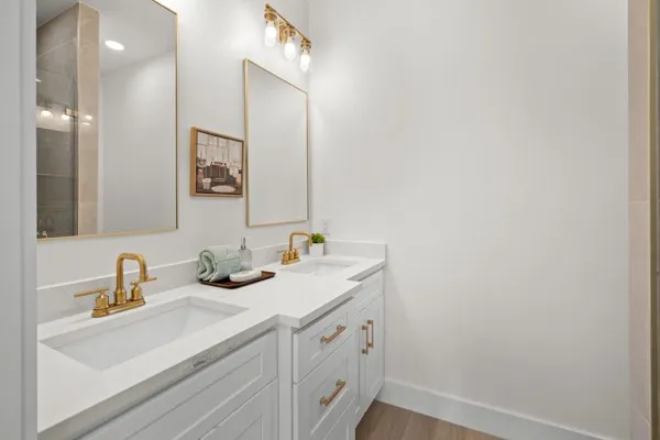 644 Tyler Street Dallas, TX 75208