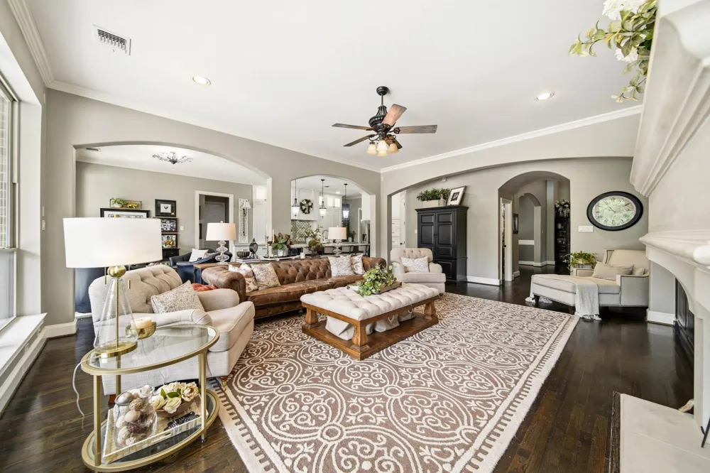 18 Waters Lake Boulevard Missouri City, TX 77459