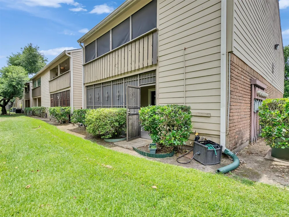 5005 Georgi Lane #194 Houston, TX 77092