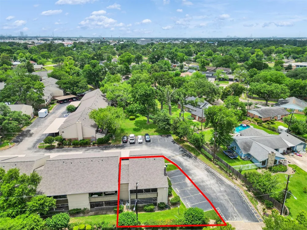 5005 Georgi Lane #194 Houston, TX 77092
