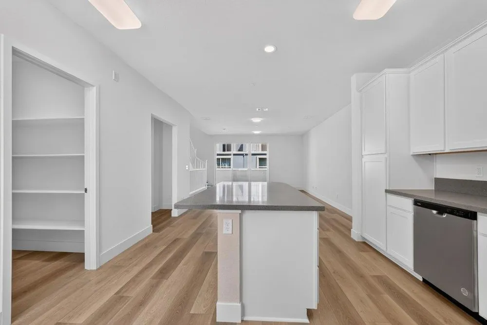 122 Skyline Vista Way Watsonville, CA 95076