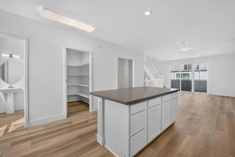 122 Skyline Vista Way Watsonville, CA 95076