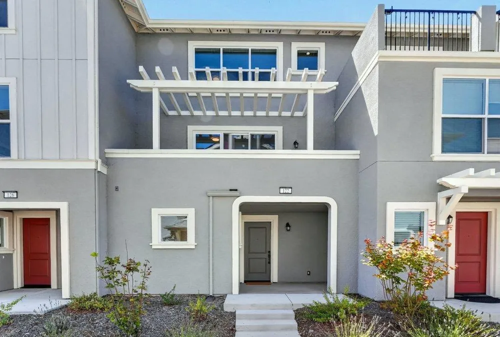122 Skyline Vista Way Watsonville, CA 95076