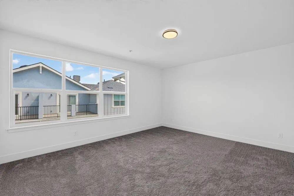 122 Skyline Vista Way Watsonville, CA 95076