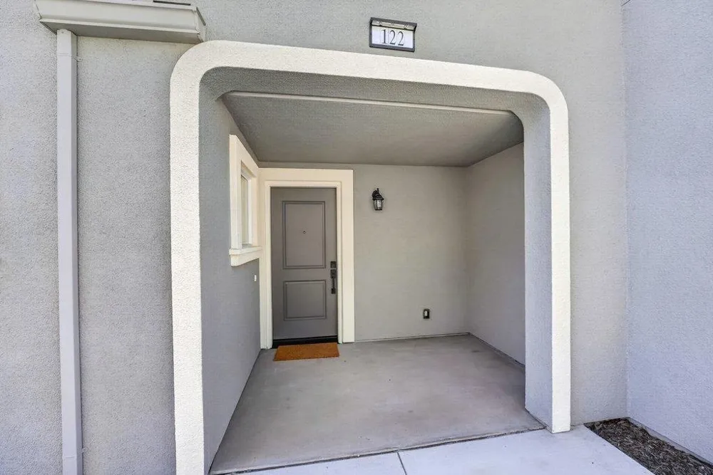 122 Skyline Vista Way Watsonville, CA 95076
