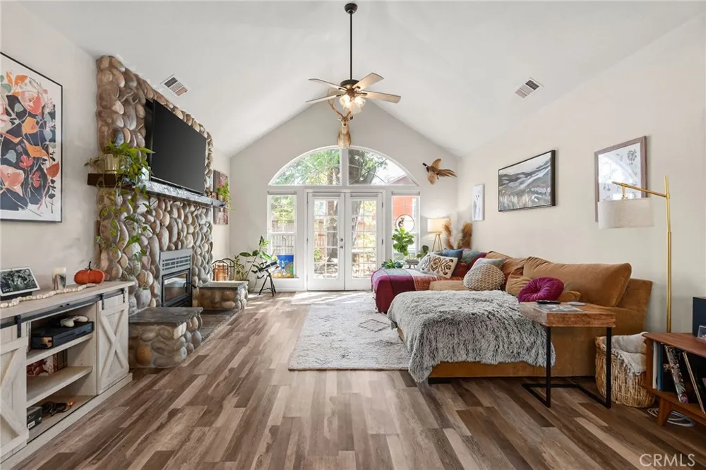 1490 Tobie Paradise, CA 95969